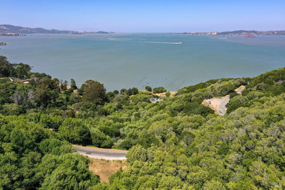 Paradise Drive Tiburon, CA 94920