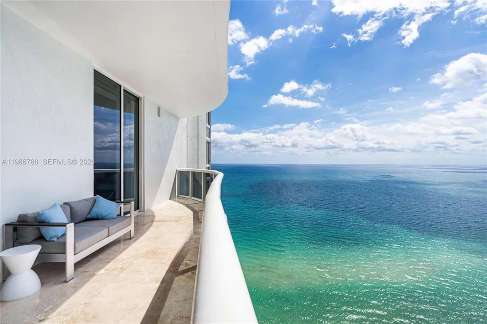 16001 Collins Ave #3002 Sunny Isles Beach, FL 33160
