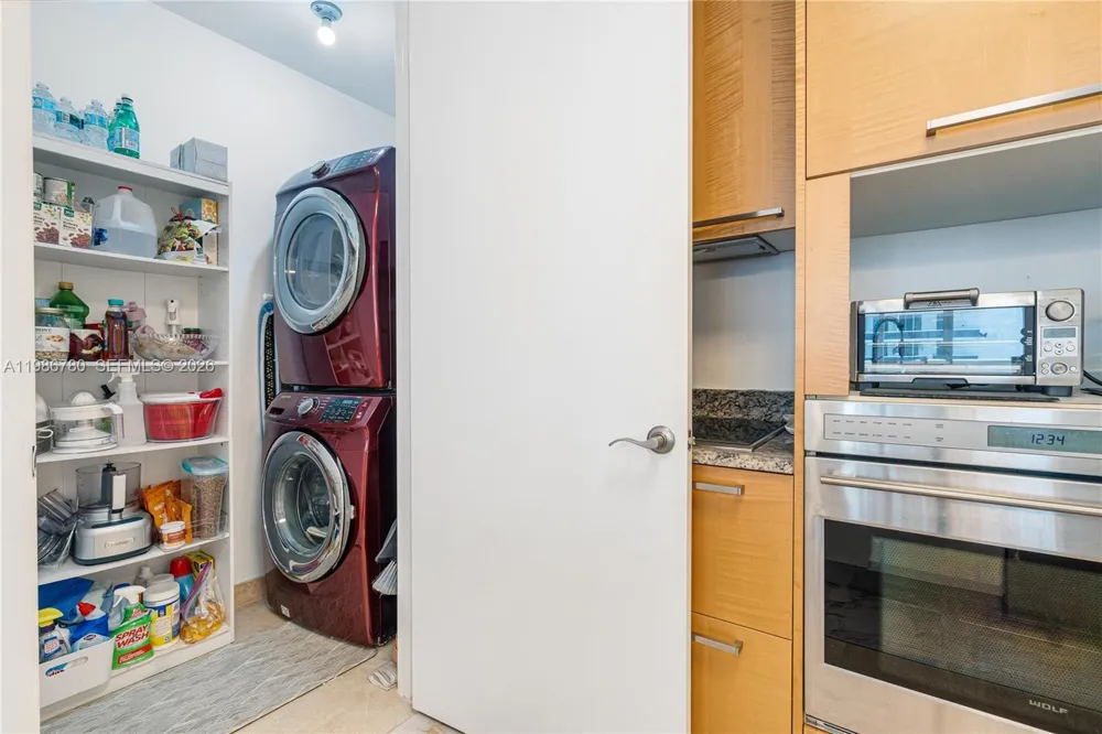 16001 Collins Ave #3002 Sunny Isles Beach, FL 33160