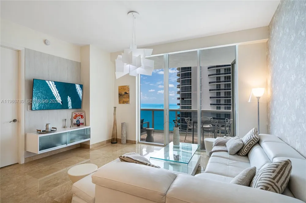 16001 Collins Ave #3002 Sunny Isles Beach, FL 33160