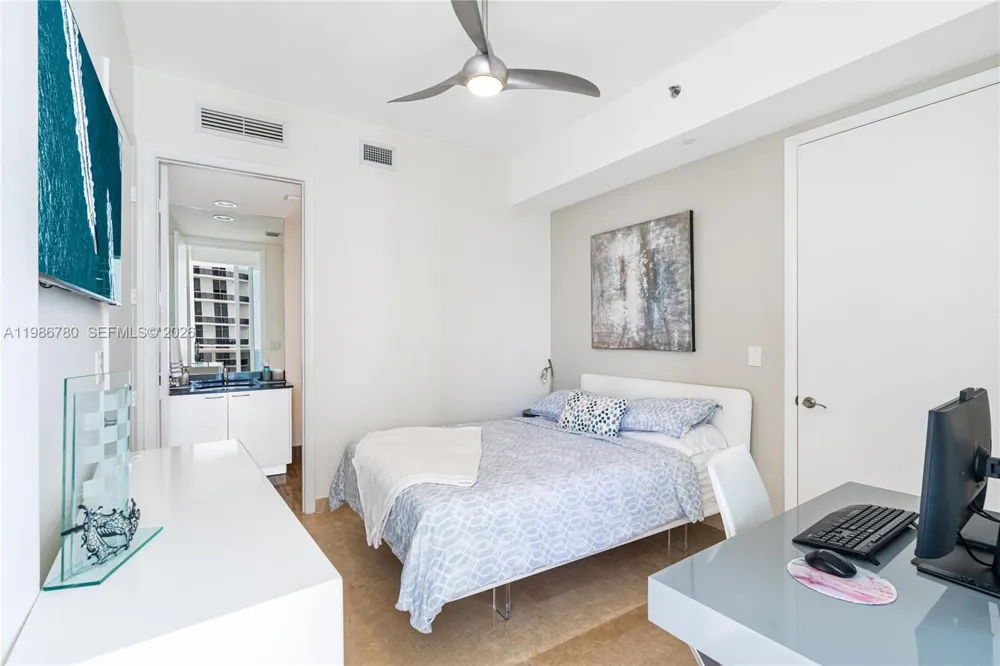 16001 Collins Ave #3002 Sunny Isles Beach, FL 33160
