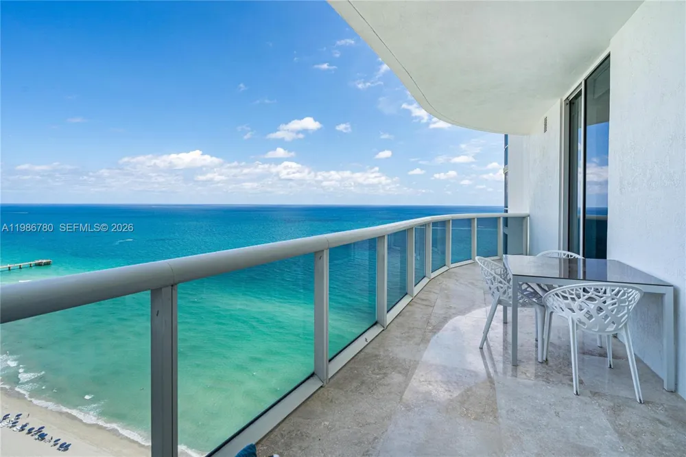 16001 Collins Ave #3002 Sunny Isles Beach, FL 33160