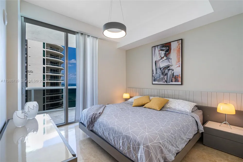 16001 Collins Ave #3002 Sunny Isles Beach, FL 33160