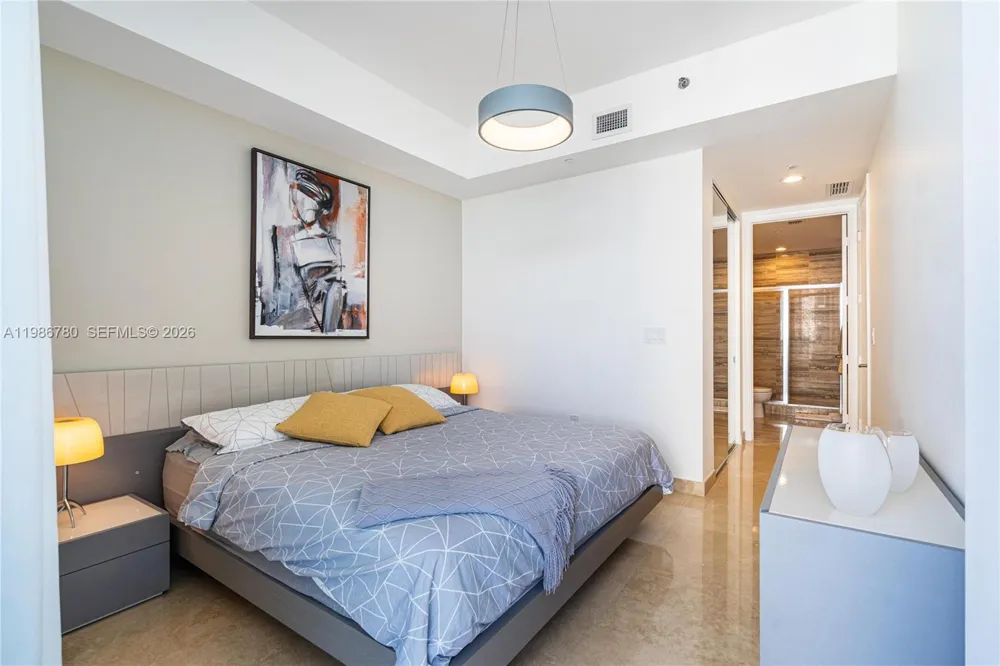 16001 Collins Ave #3002 Sunny Isles Beach, FL 33160