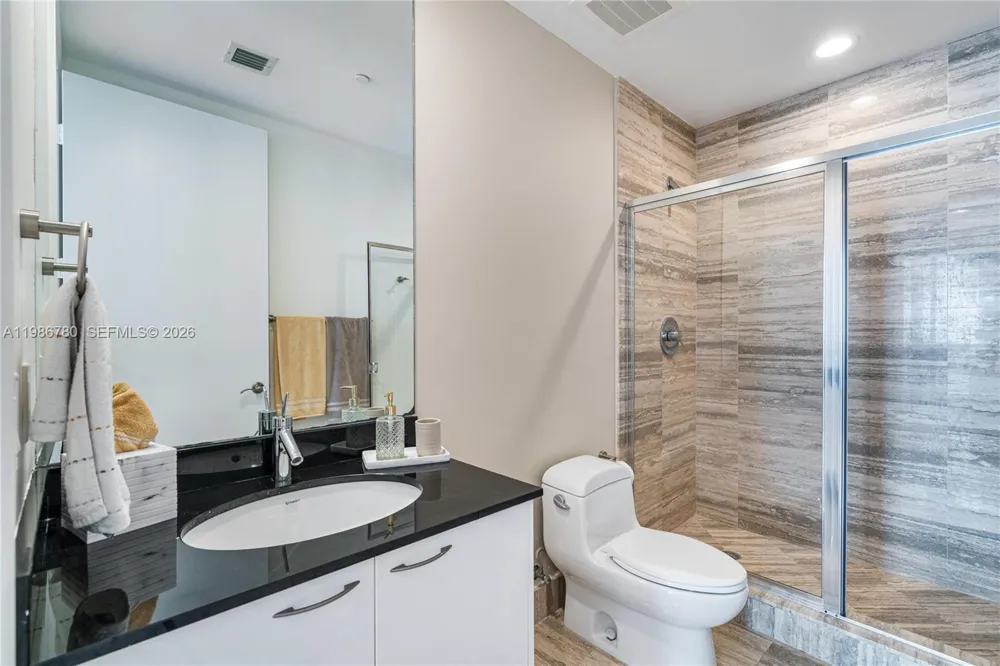 16001 Collins Ave #3002 Sunny Isles Beach, FL 33160