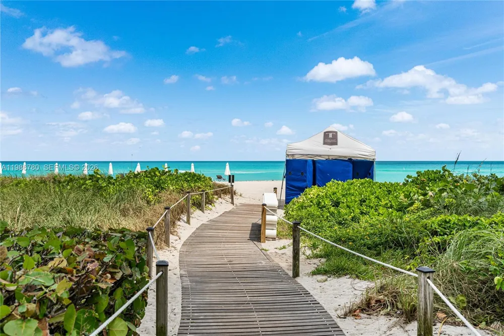 16001 Collins Ave #3002 Sunny Isles Beach, FL 33160