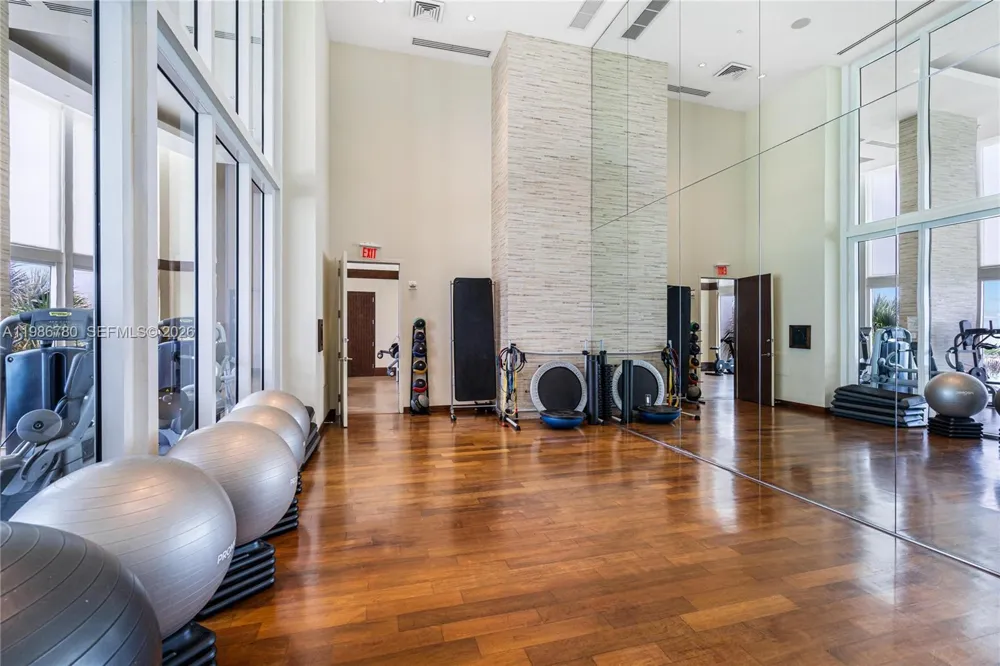 16001 Collins Ave #3002 Sunny Isles Beach, FL 33160