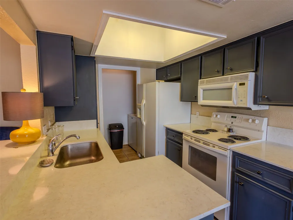 1013 Chestnut Street #4 San Marcos, TX 78666