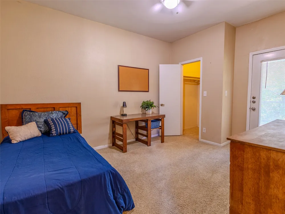 1013 Chestnut Street #4 San Marcos, TX 78666