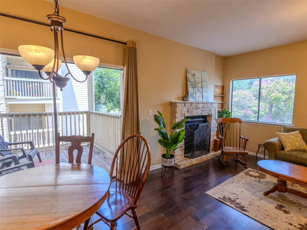 1013 Chestnut Street #4 San Marcos, TX 78666