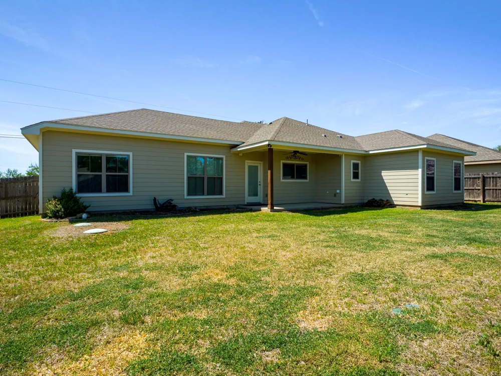 114 Norwood Drive Granite Shoals, TX 78654