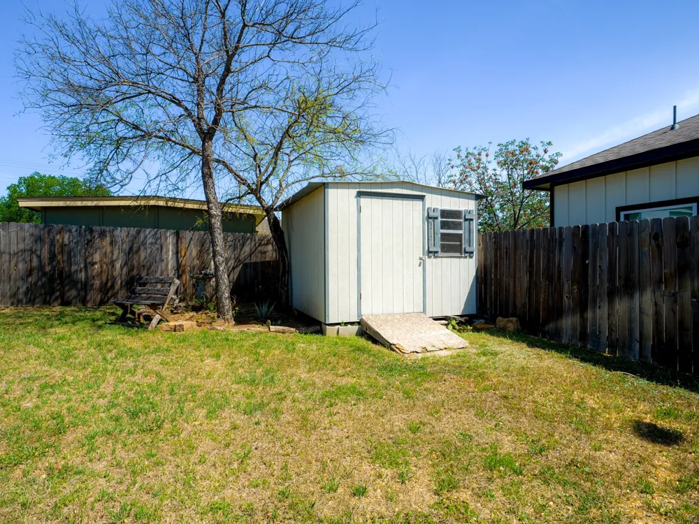 114 Norwood Drive Granite Shoals, TX 78654