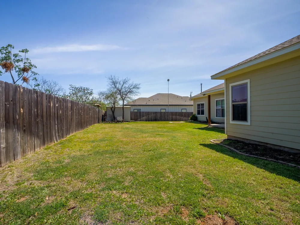114 Norwood Drive Granite Shoals, TX 78654