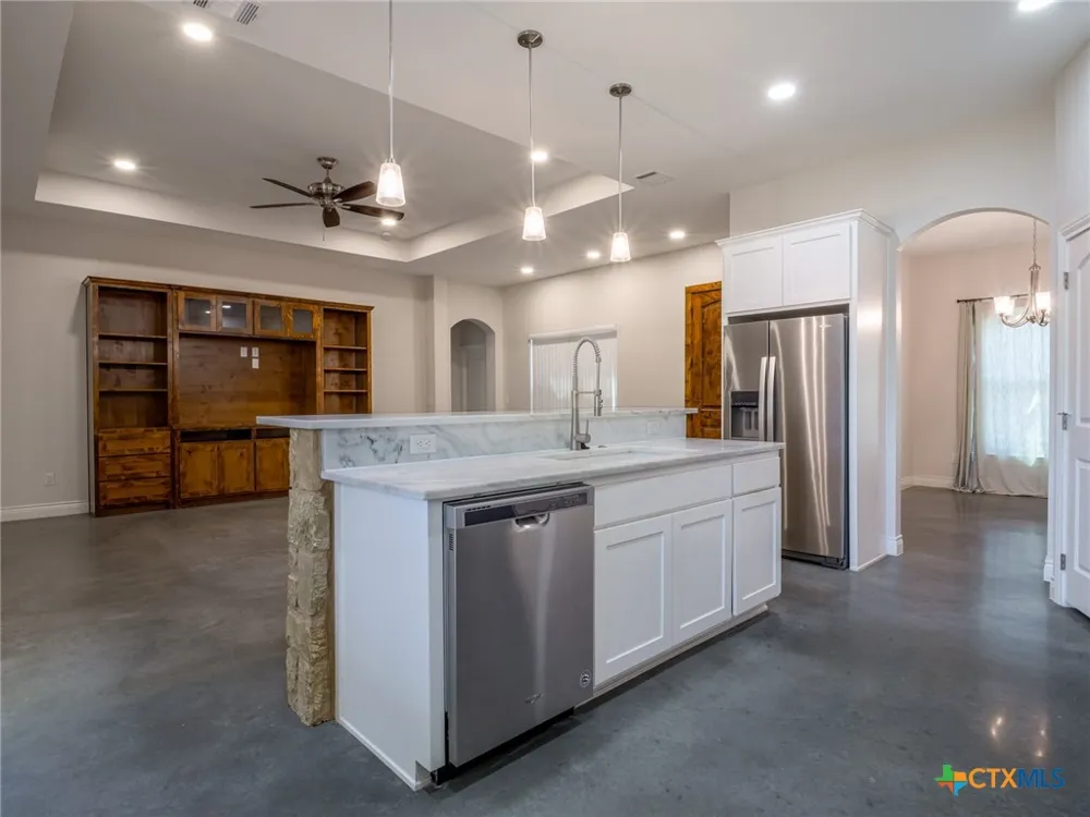 114 Norwood Drive Granite Shoals, TX 78654