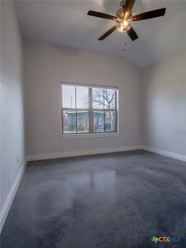 114 Norwood Drive Granite Shoals, TX 78654