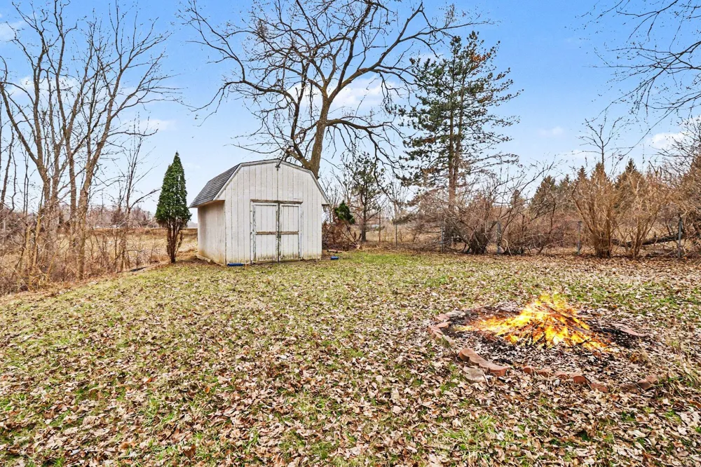 278 E Peterson Drive Brighton, MI 48114