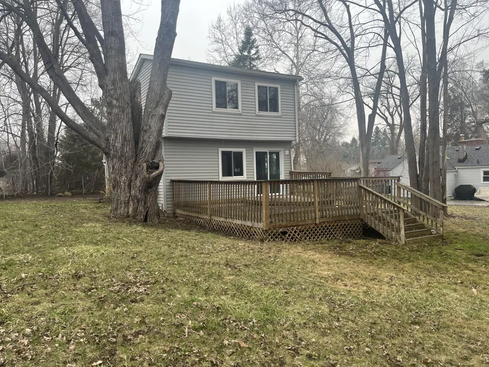 278 E Peterson Drive Brighton, MI 48114