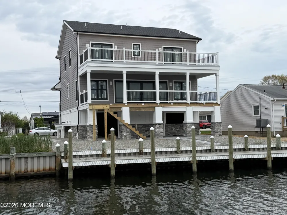 1029 Bowsprit Point Lanoka Harbor, NJ 08734