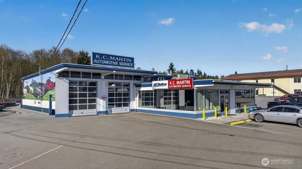 4829 196th Street SW Lynnwood, WA 98036