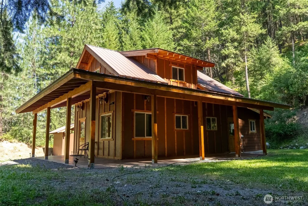 15 Howerton Road Twisp, WA 98856