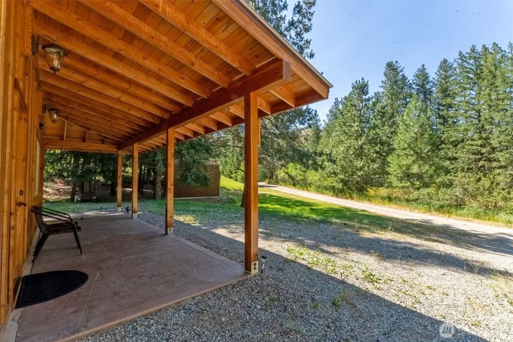 15 Howerton Road Twisp, WA 98856