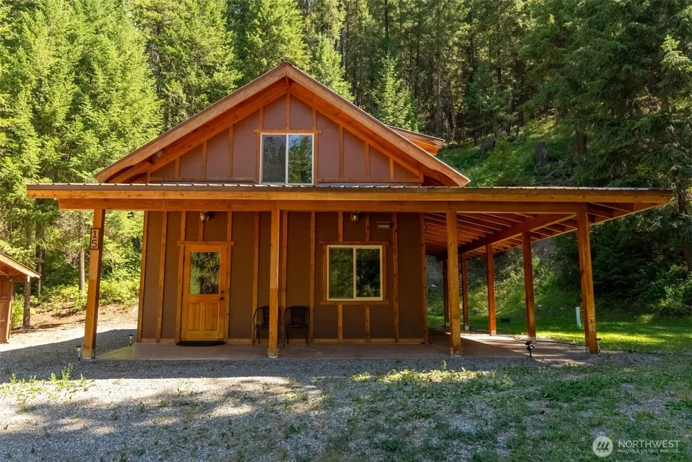 15 Howerton Road Twisp, WA 98856