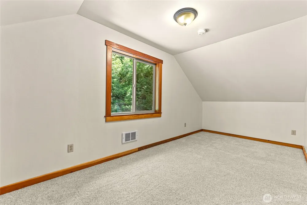 15 Howerton Road Twisp, WA 98856