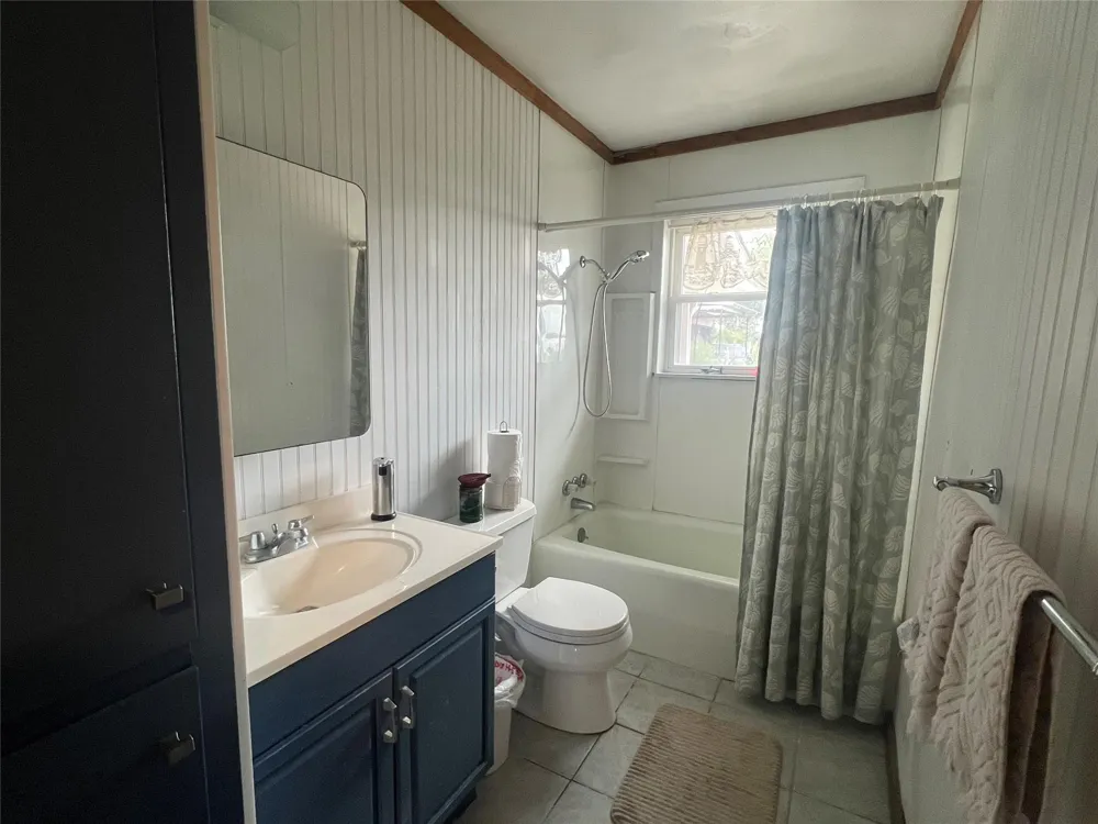 2144 Wendt Road Bellville, TX 77418