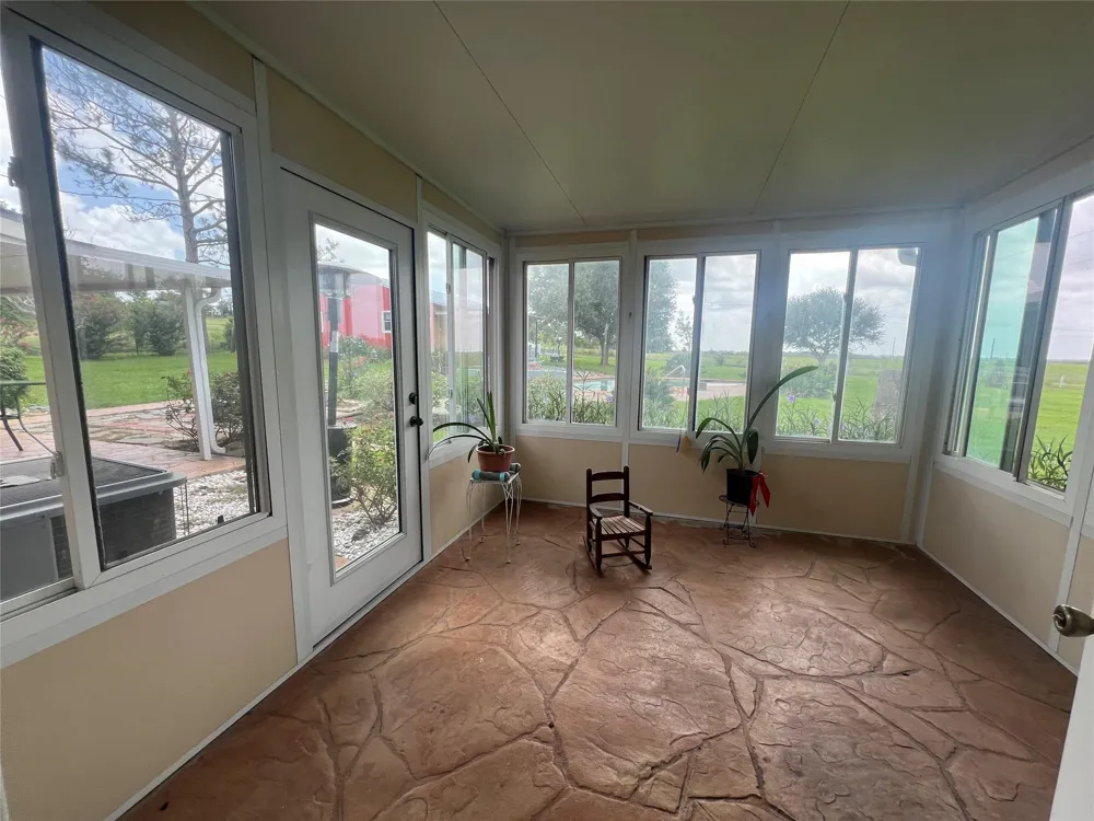 2144 Wendt Road Bellville, TX 77418