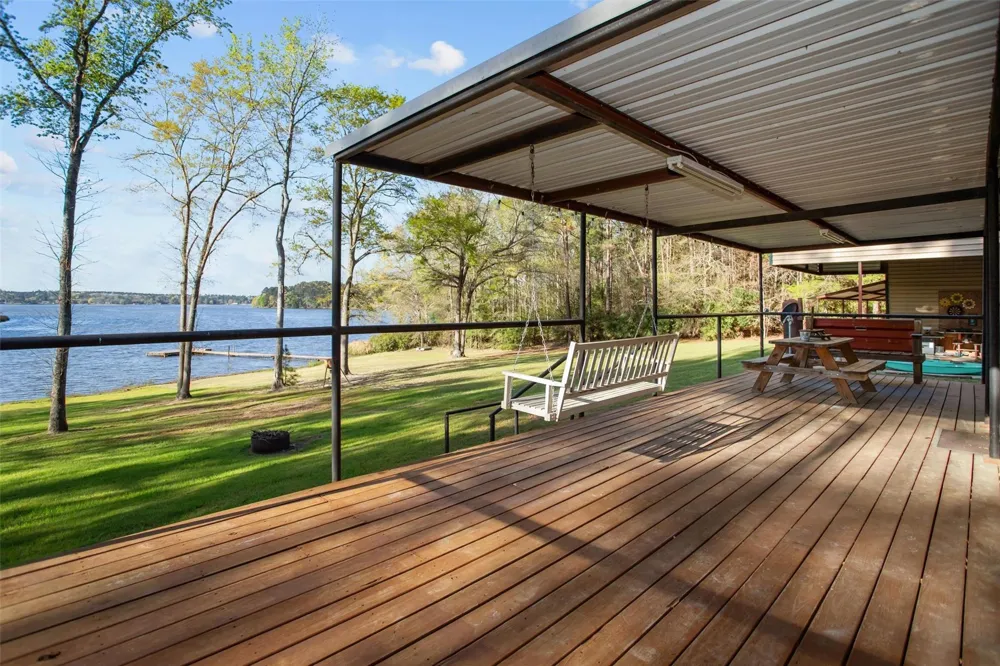 600 Pine Island Cove Road Grapeland, TX 75844
