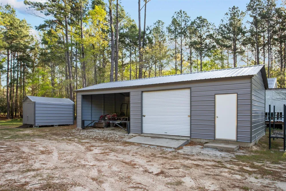 600 Pine Island Cove Road Grapeland, TX 75844