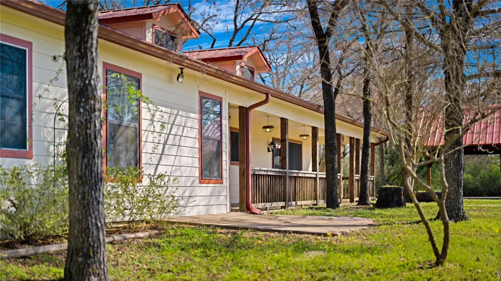 1728 Cr 384 Marquez, TX 77865
