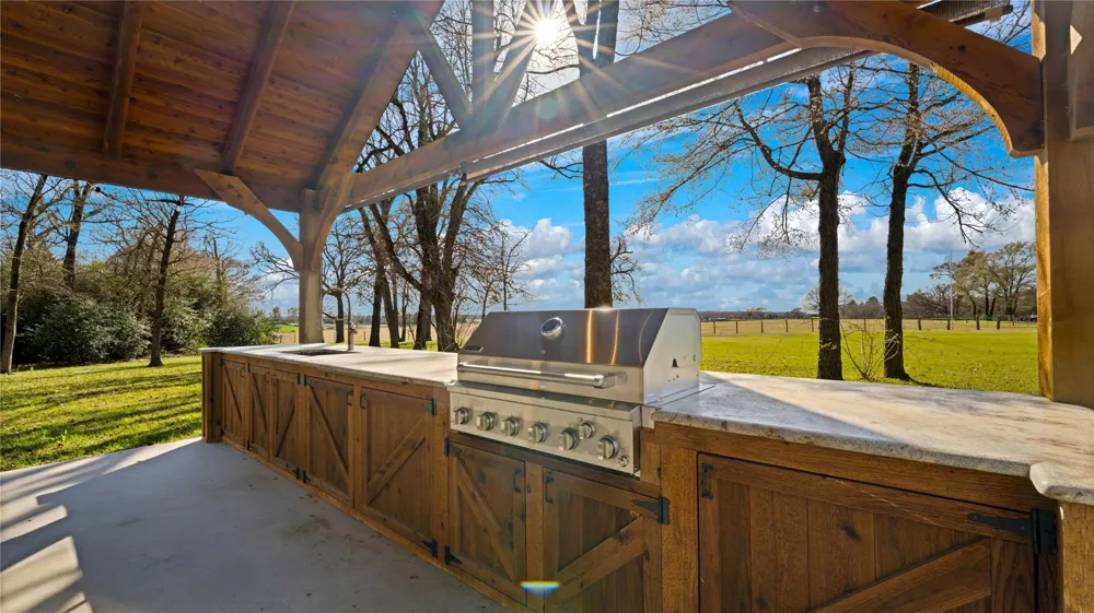 1728 Cr 384 Marquez, TX 77865