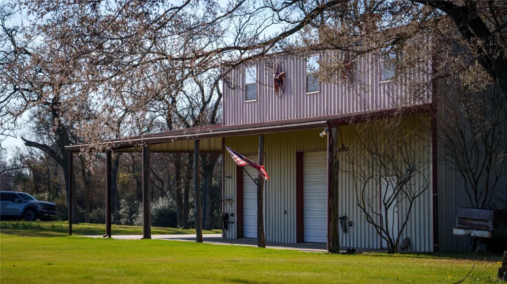 1728 Cr 384 Marquez, TX 77865