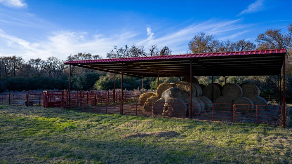 1728 Cr 384 Marquez, TX 77865