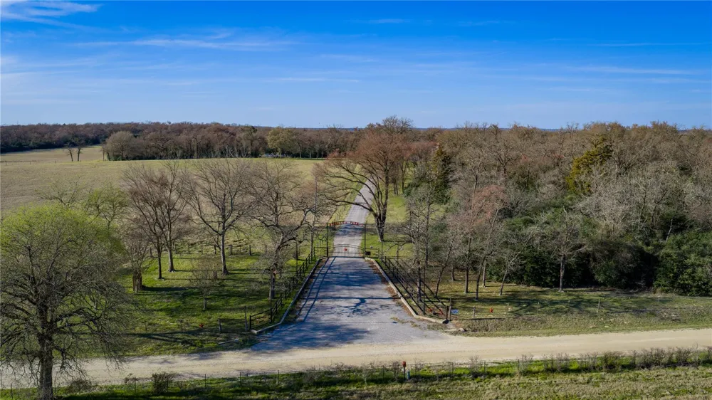 1728 Cr 384 Marquez, TX 77865