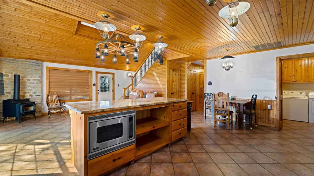 1728 Cr 384 Marquez, TX 77865