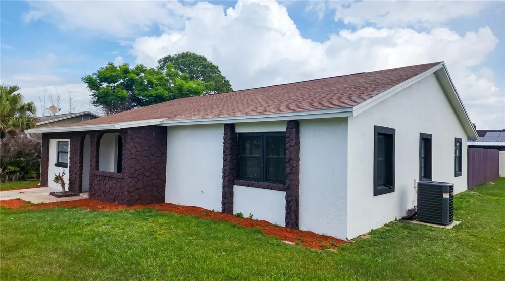 107 IGUALA DRIVE Kissimmee, FL 34743