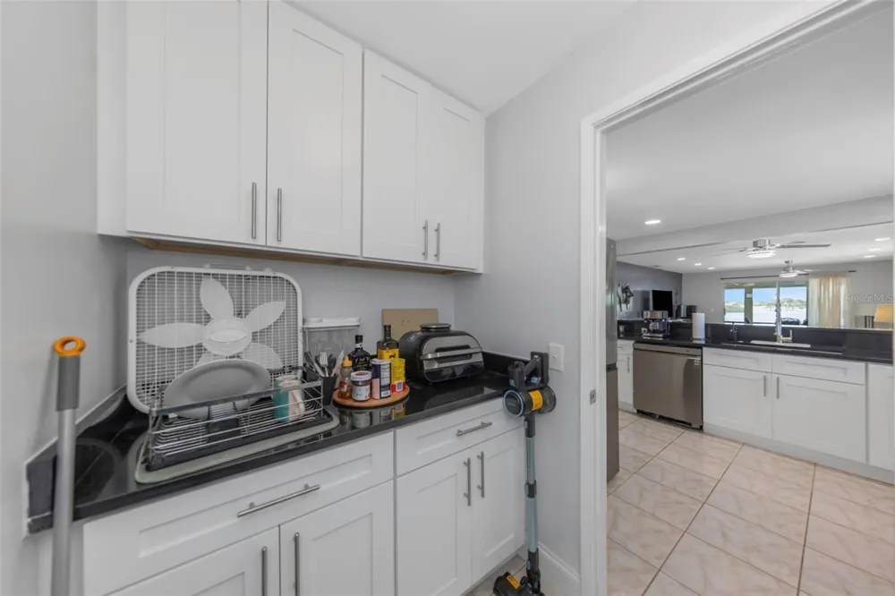 1819 SHORE DRIVE S #318 South Pasadena, FL 33707