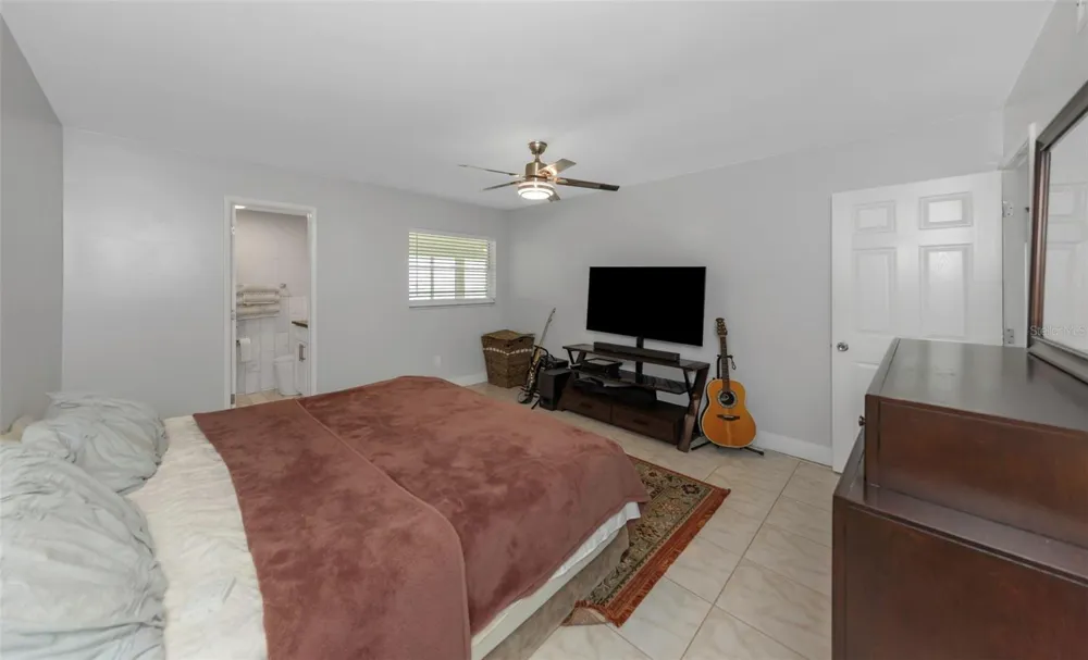 1819 SHORE DRIVE S #318 South Pasadena, FL 33707