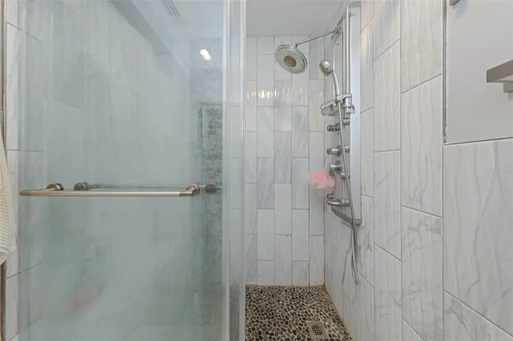 1819 SHORE DRIVE S #318 South Pasadena, FL 33707