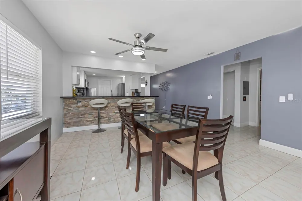 1819 SHORE DRIVE S #318 South Pasadena, FL 33707