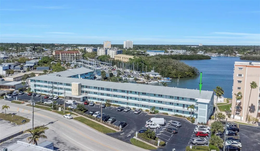 1819 SHORE DRIVE S #318 South Pasadena, FL 33707