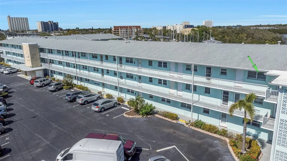 1819 SHORE DRIVE S #318 South Pasadena, FL 33707