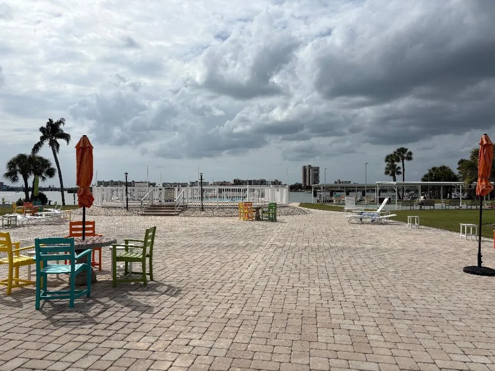 1819 SHORE DRIVE S #318 South Pasadena, FL 33707