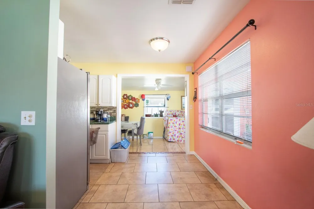 4401 EDGEBROOK Orlando, FL 32809