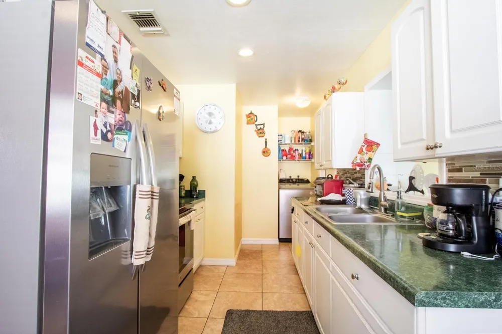 4401 EDGEBROOK Orlando, FL 32809