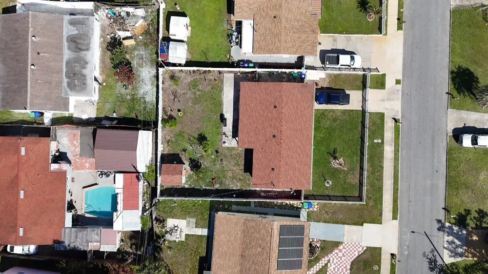 4401 EDGEBROOK Orlando, FL 32809