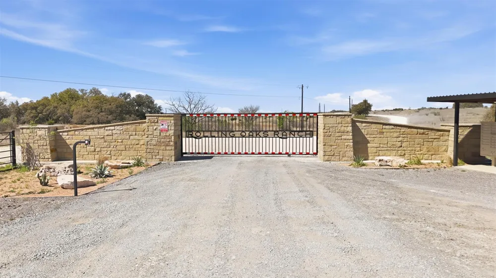 300 Willow Oak Drive Goldthwaite, TX 76844