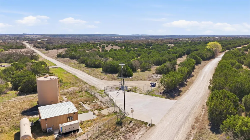 300 Willow Oak Drive Goldthwaite, TX 76844